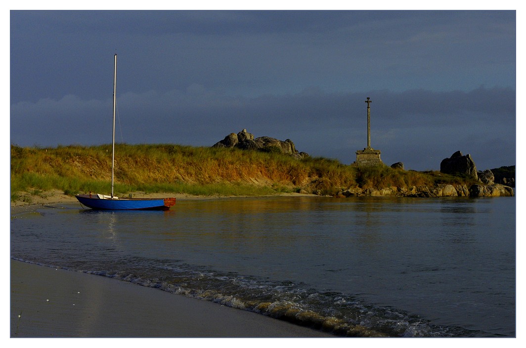 baie de Guissény sur mer superbe au petit matin- marée haute juillet 2009 