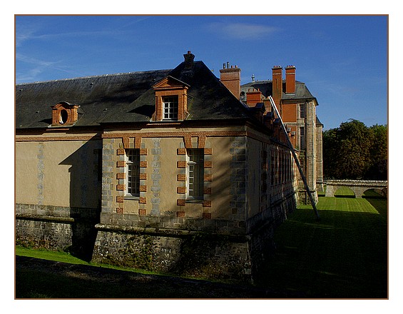 façadearrièreetl'échelle