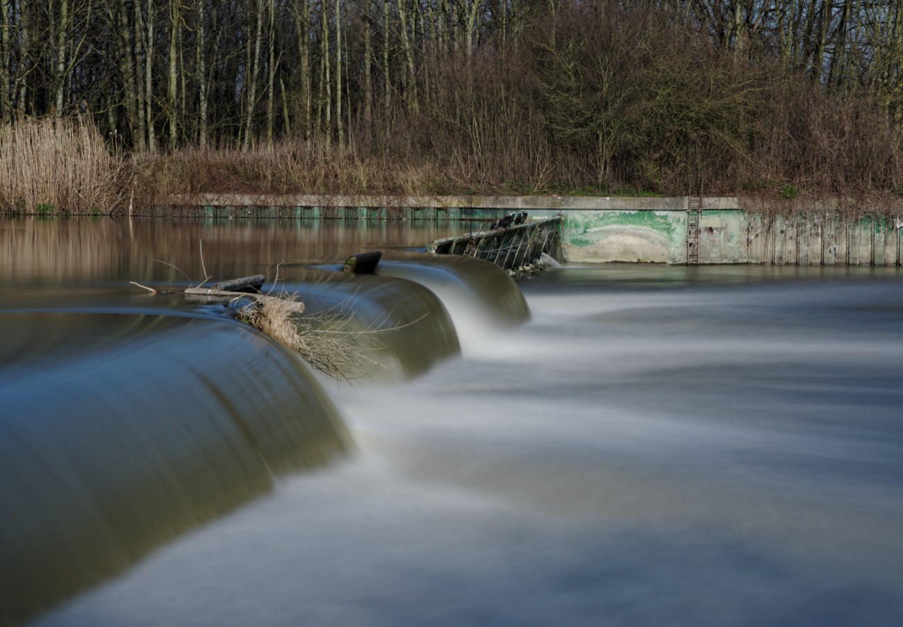 barrage de l'île de la Dérivation, Carrières sous Poissy, pose  longue, la Seine, 
