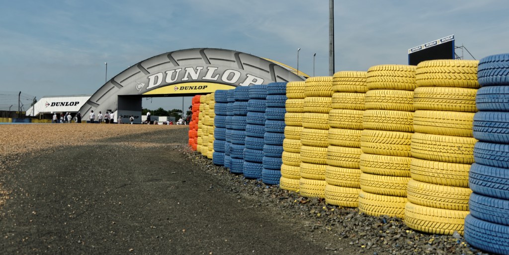 circuit 24 Heures du Mans, Le Mans, course automobile, pont Dunlop Le Mans, 