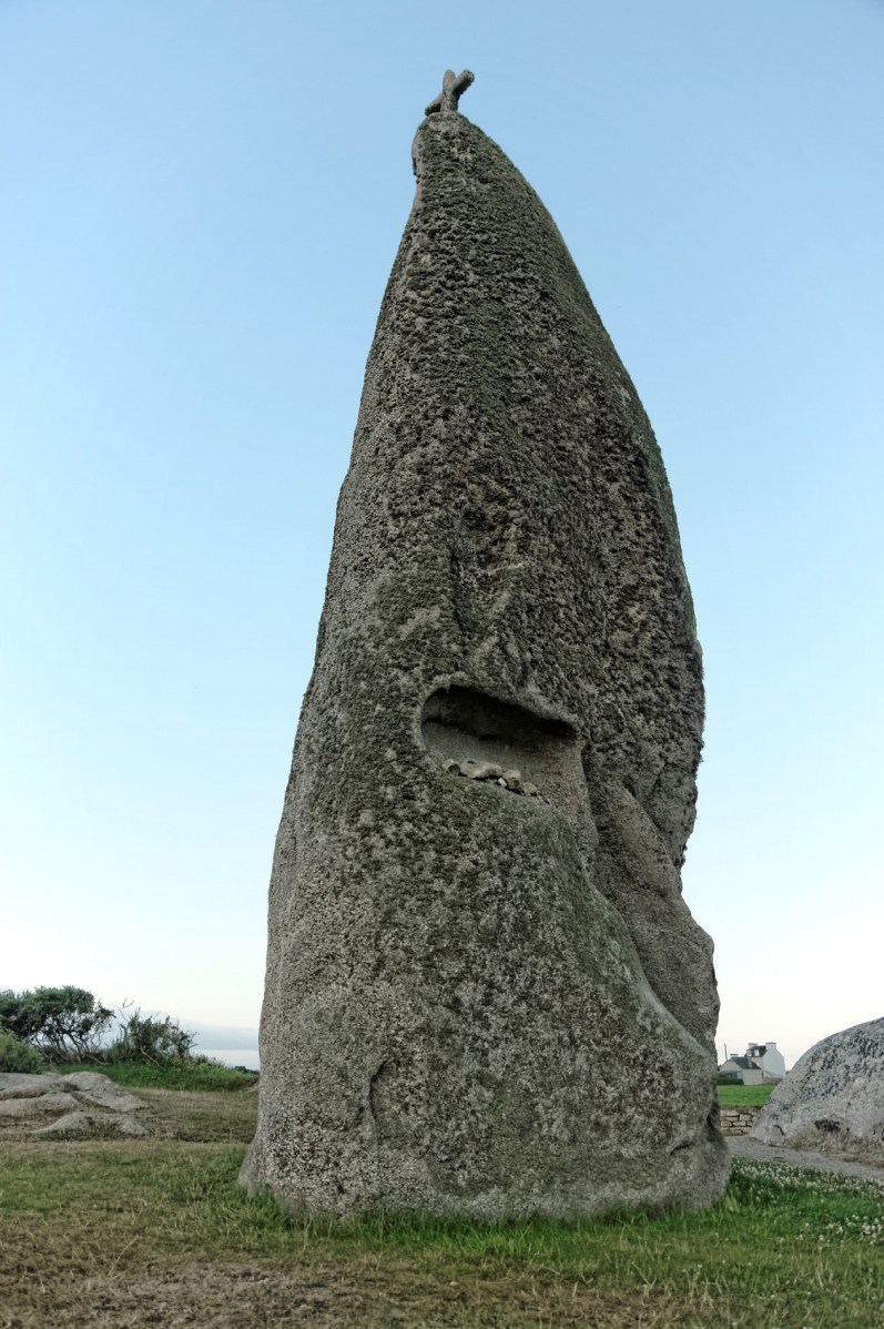 menhir, menhir de Men Marz, bretagne,finistère