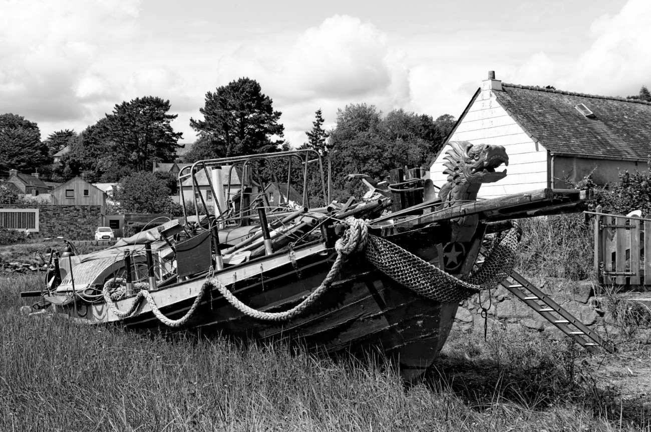 jonque dragon, jonque vietnamienne, bretagne, Logonna Daoulas, finistère, noir et blanc