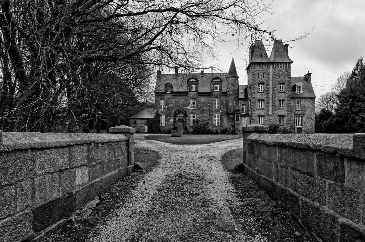château de Trebodennic, finistère, bretagne, noir et blanc