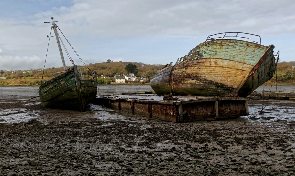 épaves bateaux, vieilles coques, cimetière de bateaux, L'Auberlac'h, finistère, bretagne épaves bateaux, vieilles coques, cimetière de bateaux, L'Auberlac'h, finistère, bretagne