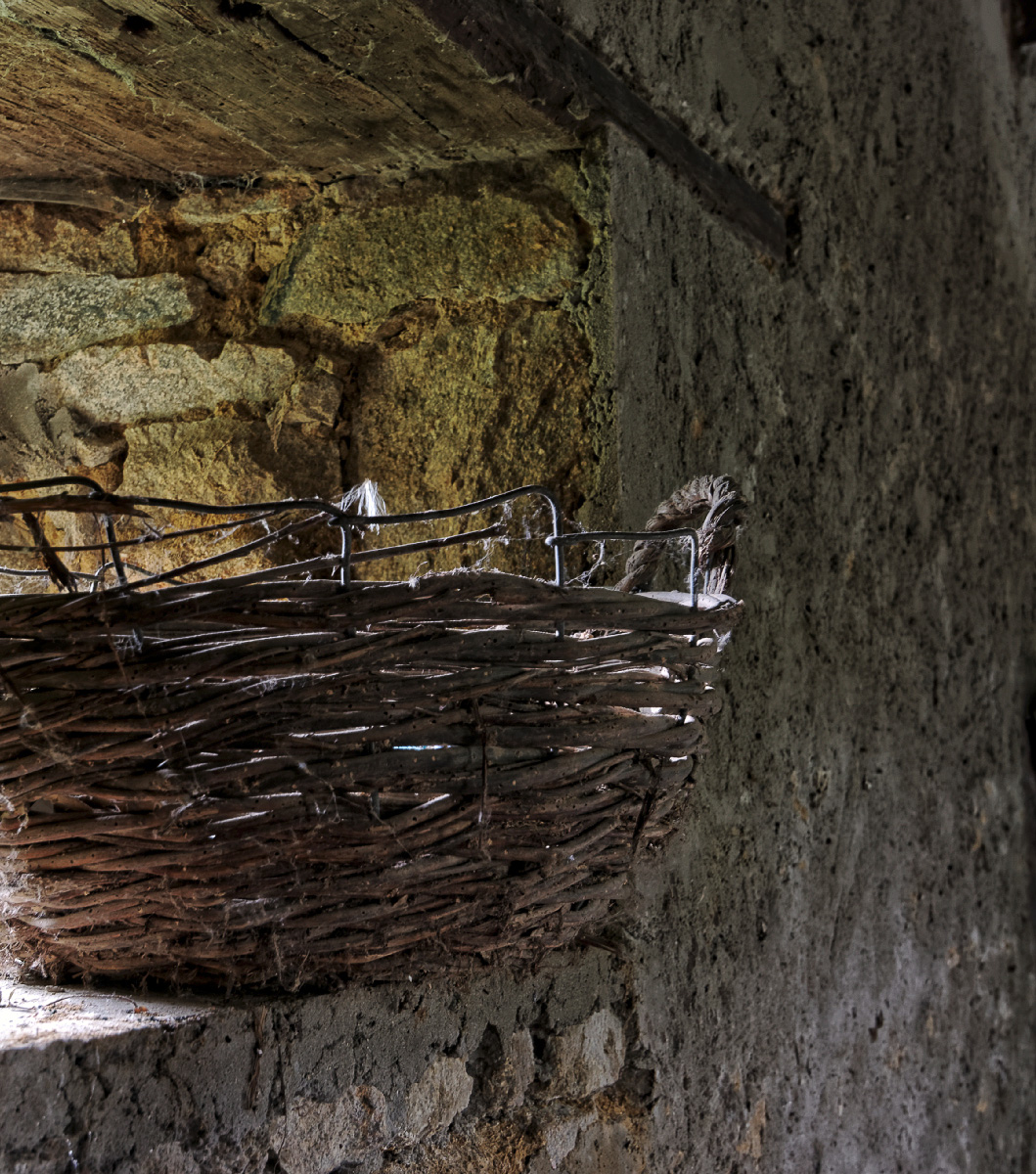 urbex, exploration urbaine, maison cartouches, panière 