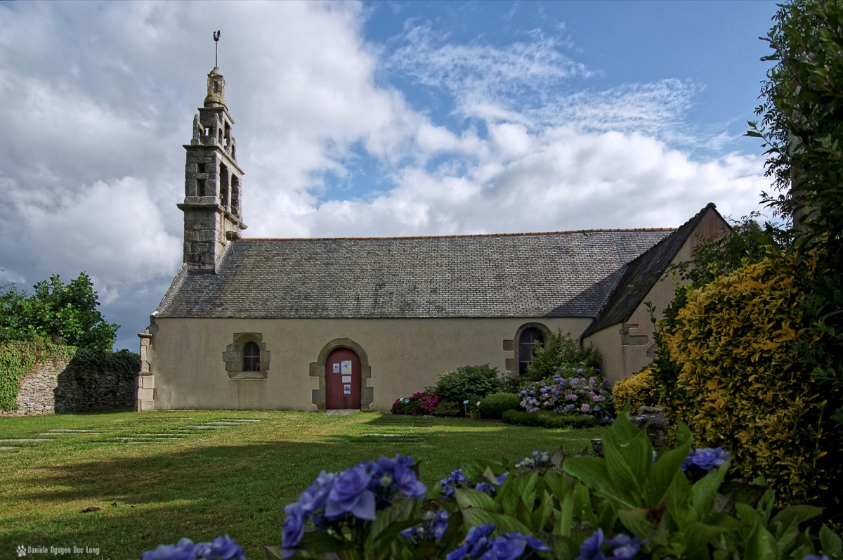 chapelle Guicquelleau côté, Folgoet, bretagne Finistère