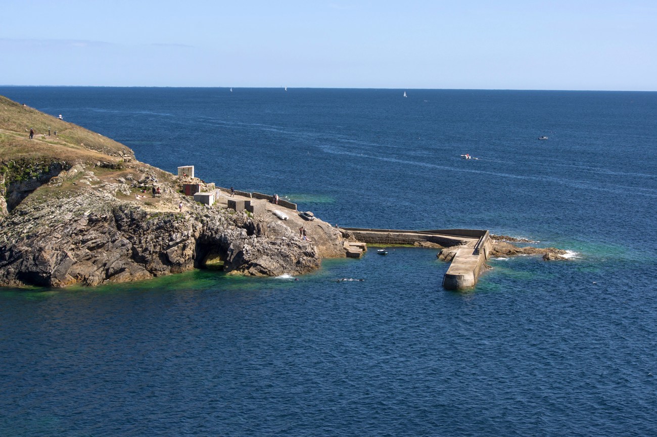 pors-loubous-vue-generale-depuis-le-chemin-cotier-, Pors Loubous, Plogoff, Bretagne, Finistère