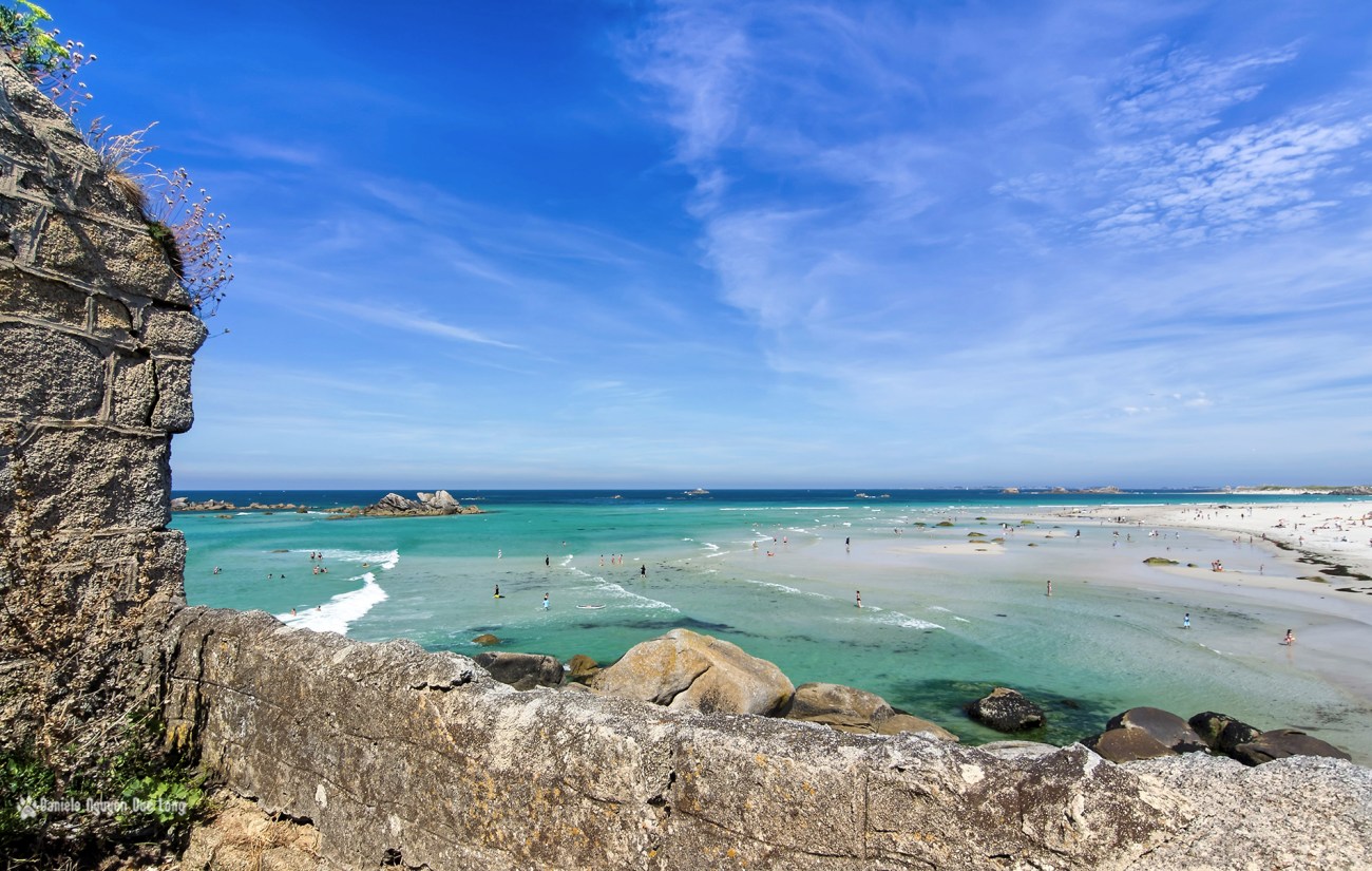 maison de garde de Lavillo appelée aussi Ker pors srtiz ou Ode an deved, vue plage de Kerfissien.,Bretagne, Finistère