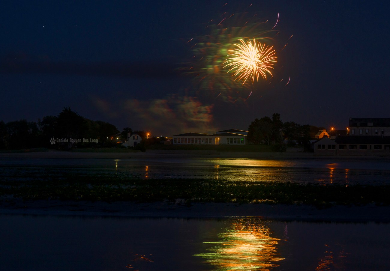 feu d'artifice en baie de Guissény depuis Lerret 