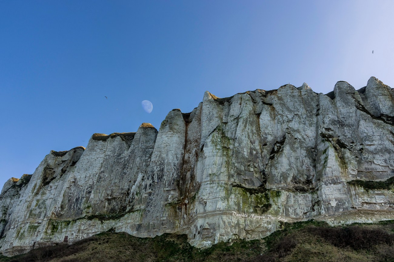 au pied des falaises Le Tréport, Hauts-de-France, Picardie,