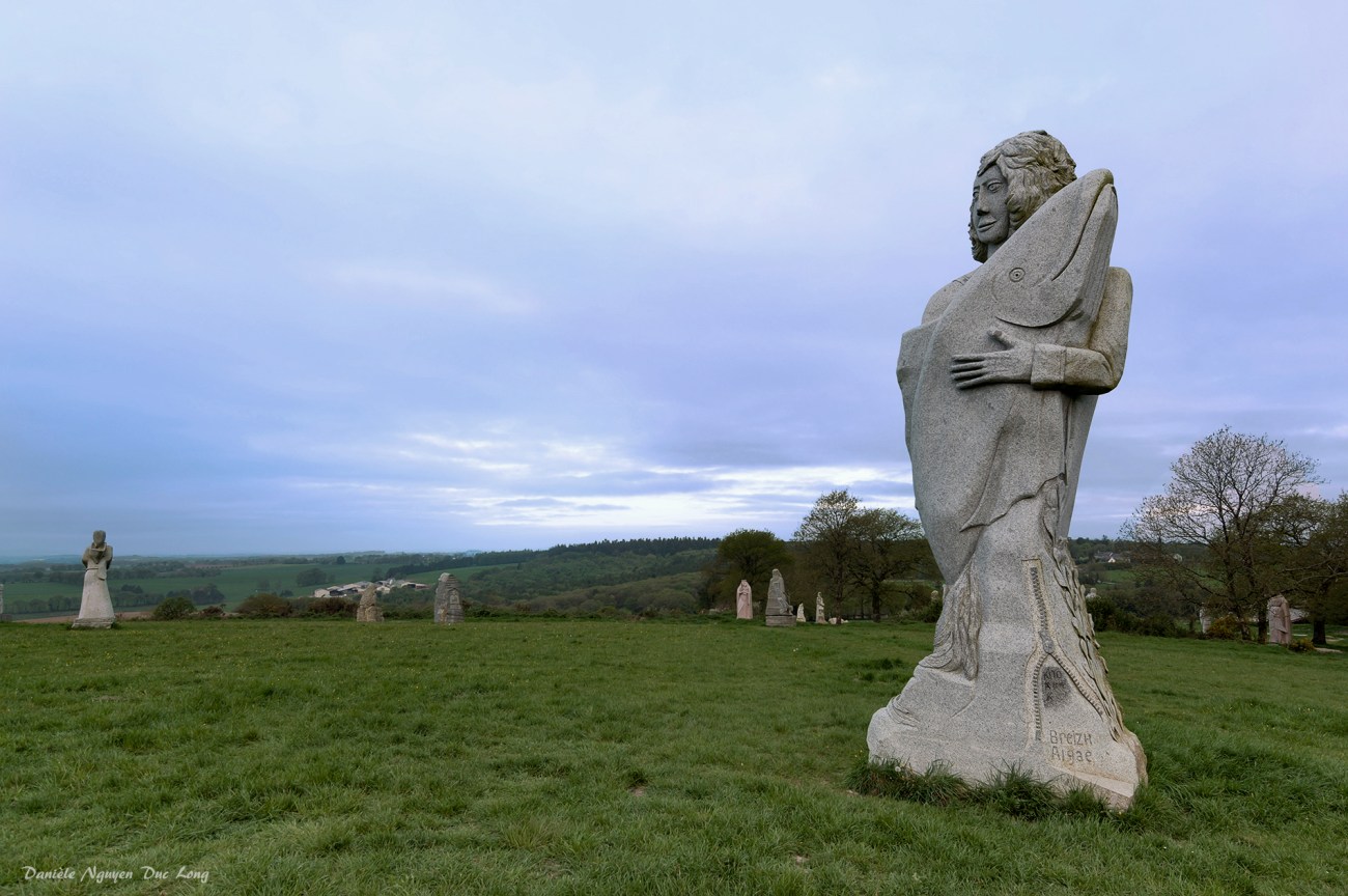 La Vallée des Saints à Quénéquillec CARNOËT - Goustan
