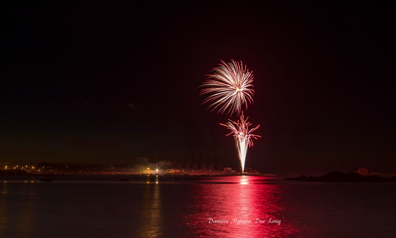 feu d'artifice port de Korejou 50 ans SMSN, Plouguerneau, Bretagne, finistère