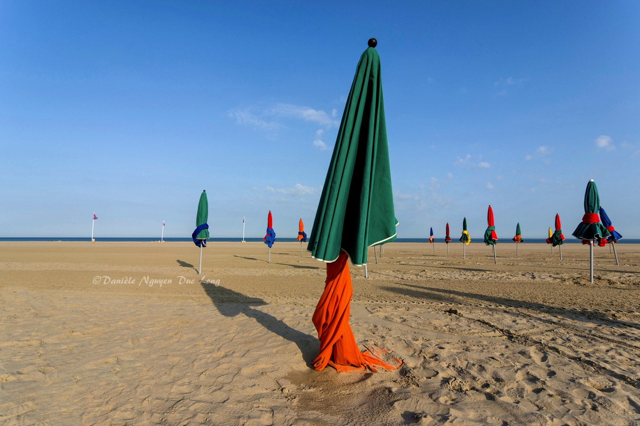 parasols de la plage de Deauville, Deauville, Calvados, Normandie 